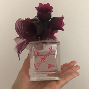 Love Struck Vera Wang perfume
